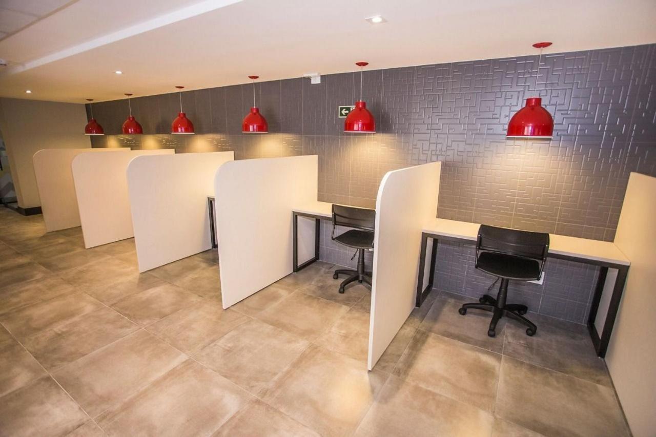 Studio No Centro De Curitiba - All1119 Екстериор снимка